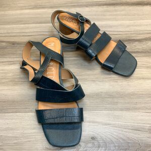 Musse & Cloud 41 10 Teal Blue Block Heels Ankle Strap Open Toe Cute Croc Print